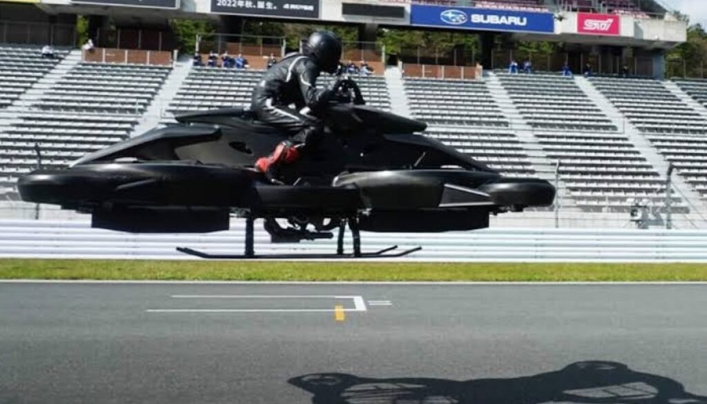 Pakistanis Can Buy Flying Bike for PKR 1.55 Billion