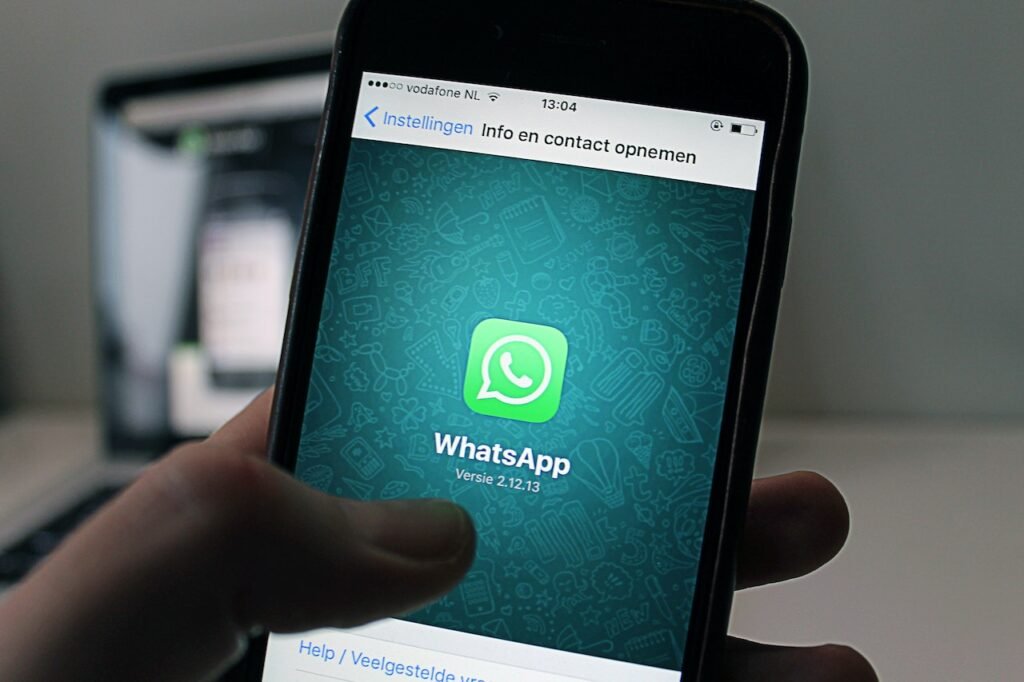 WhatsApp New Feature Allows Users to Share HD Photos WhatsApp New Feature Allows Users to Share HD Photos