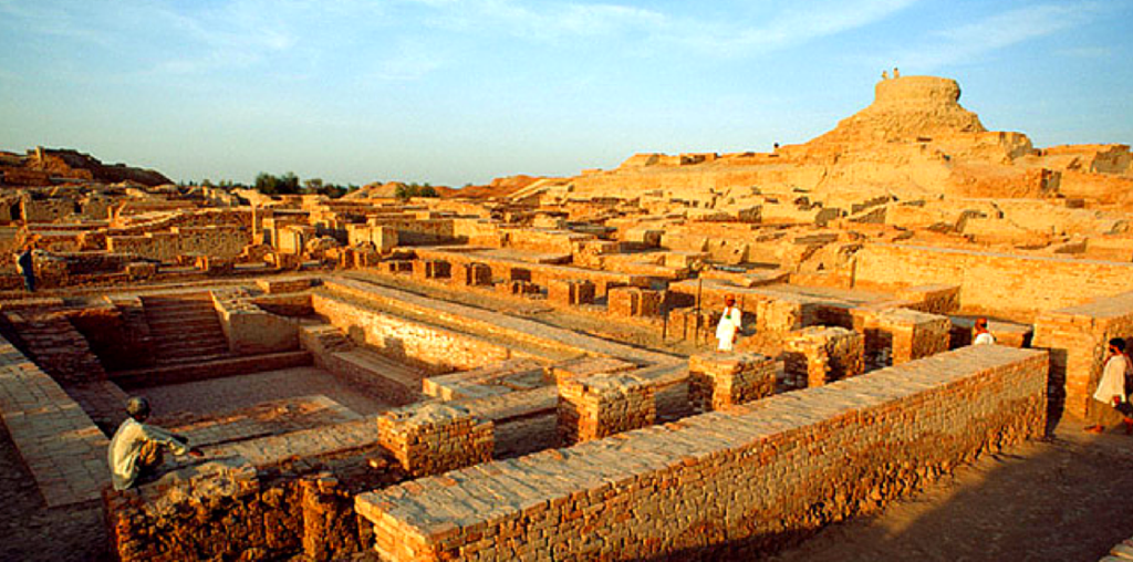 Mohenjo-Daro Sizzles at 51°C: Pakistan Grapples with Brutal Heatwave