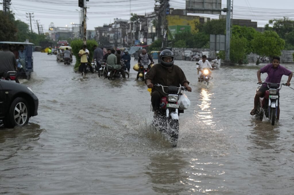 Punjab on High Alert as Heavy Monsoon Rains Predicted to Increase by 35% Punjab on High Alert as Heavy Monsoon Rains Predicted to Increase by 35%