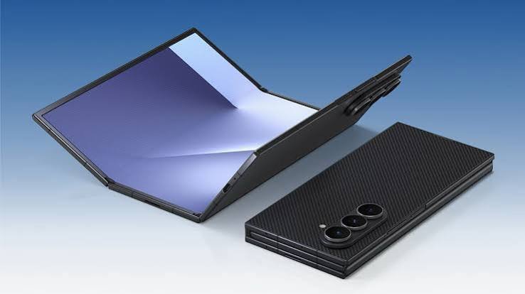 Samsung Had a Tri-Fold Before Apple Even Tried