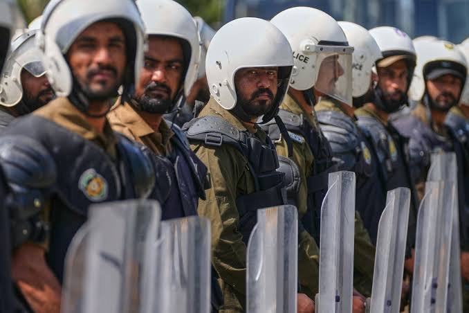 22,000+ Security Forces Sent to Islamabad