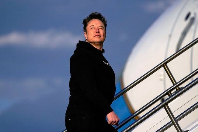 Musk Promises a Free SpaceX Share for Every US Kid
