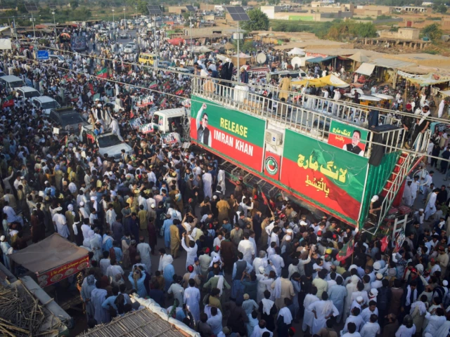PTI Convoy Heads to Kohat After Karak Stay